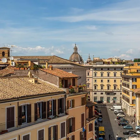 Apartment Iflat Campo De' Fiori Panoramic Penthouse